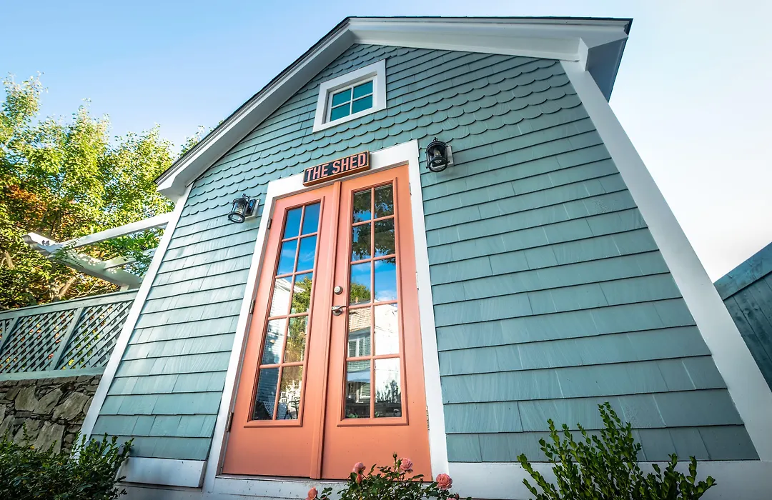 Town & Tide Inn-1